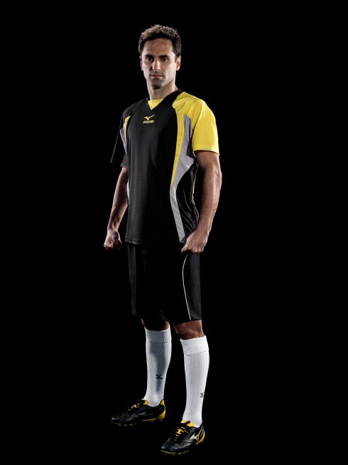 AW12_Jonas_PR_LEFT_mr