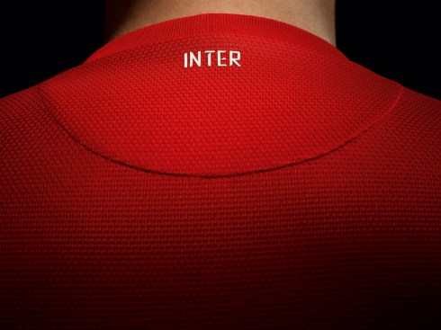 Fa12_Replica_Inter_A_Neck_Outside_sm_original