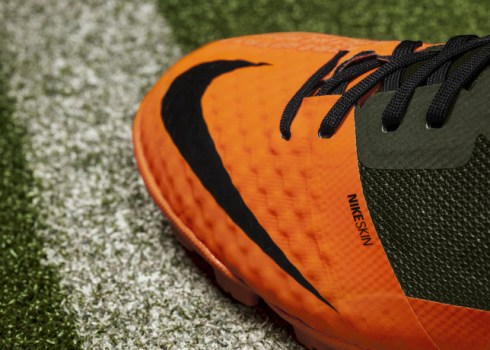 Nike_Bomba_Finale_II_Detail_Toe_18058