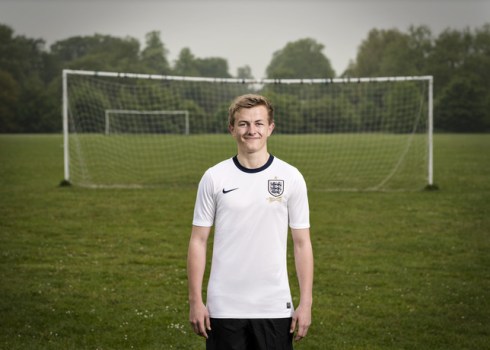 Nike_Eng_home_JW_20020