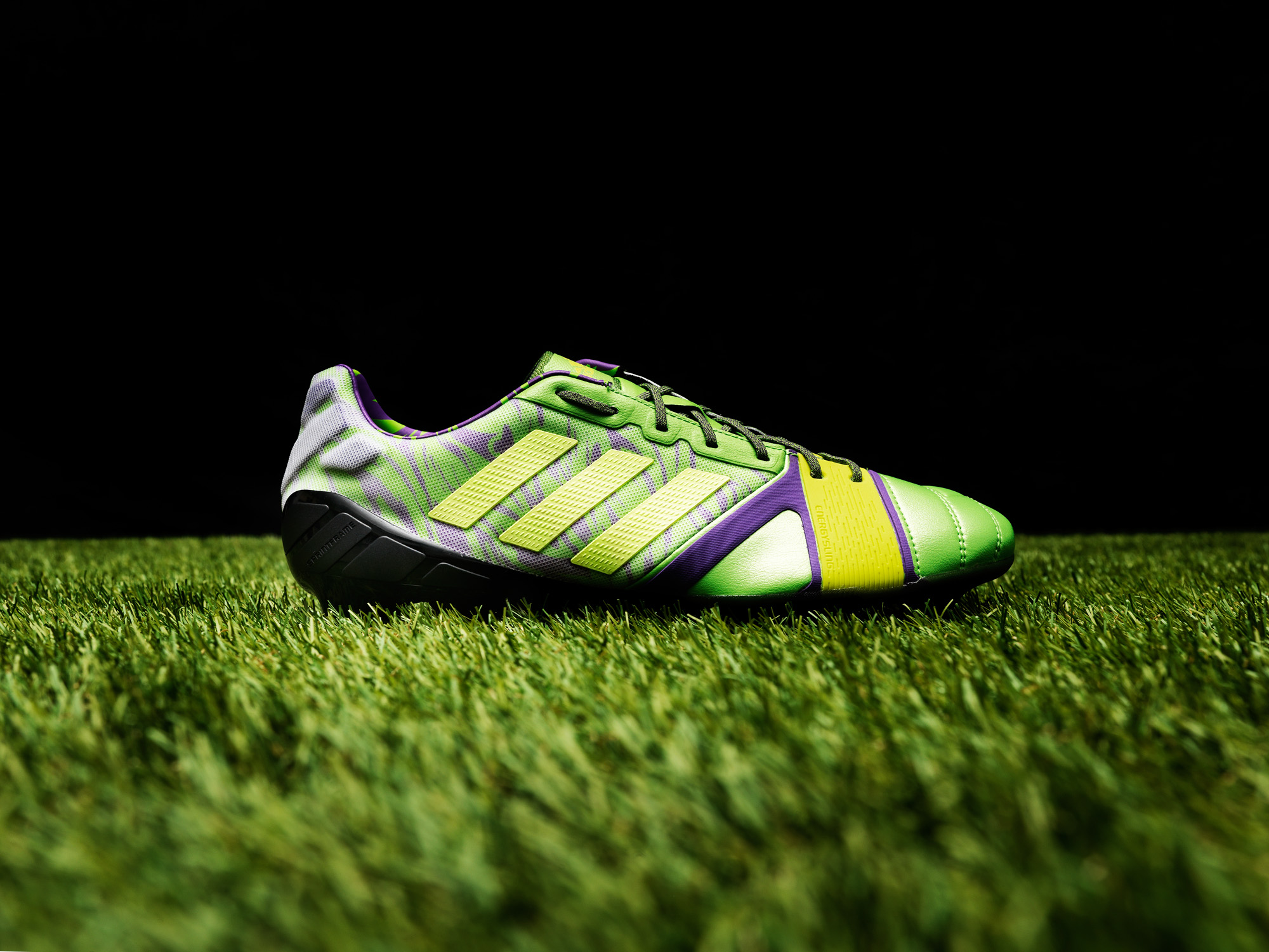 PHOTO GALLERY : adidas Predator LZ II and Nitrocharge football boots get  the camouflage treatment  SportLocker