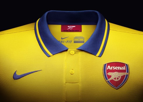 Fa_Su13_Stadium_Arsenal_A_Neck_Inside_21355