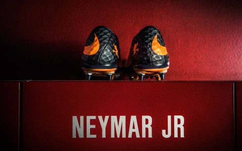 Neymar_lockerroom_22026