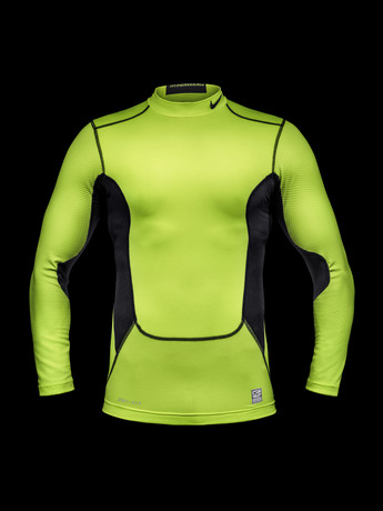 Ho13_FB_Hi-Vis_WE_NikePro_Hollow_R_24559
