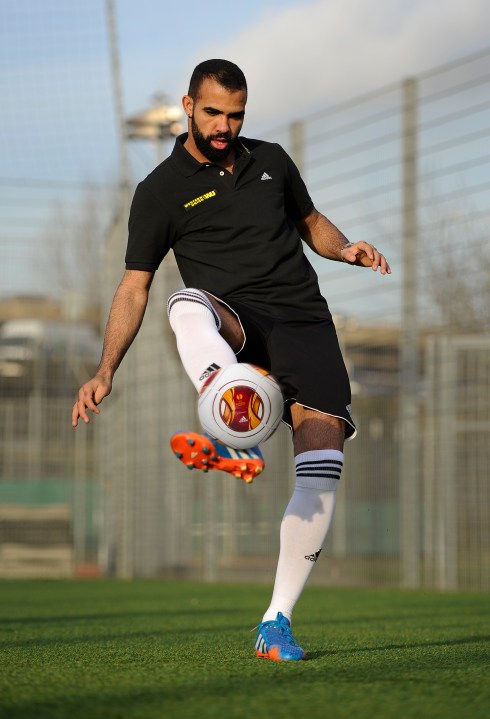 Soccer - Sandro - Western Union