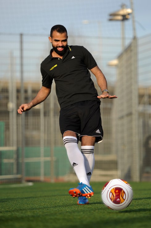 Soccer - Sandro - Western Union