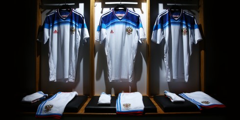 Russia Fed Kit Away Image 01