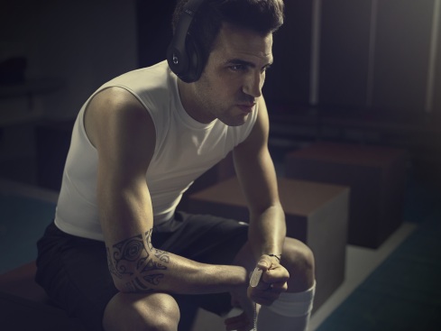 Cesc x Beats Hear What You Want (2)