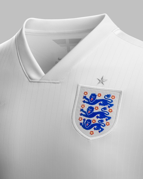 ENGLAND_HOME_COLLAR2_PRIDEht_(v1)_28328