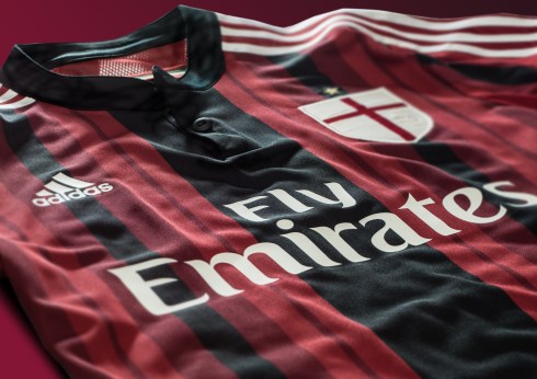 ADI_LayDown_AC Milan_Home