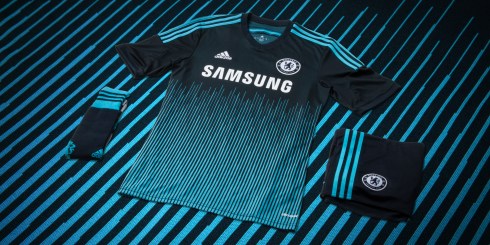 Adidas_Football_Chelsea_3RD_PSD_Hero_PR_01