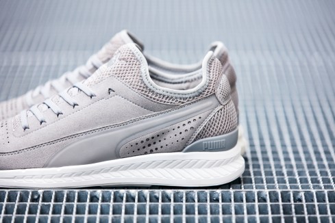 36057002 , Ignite Sock GREYWHITE 02